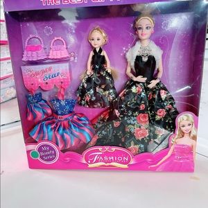Dolls fashion and accessories